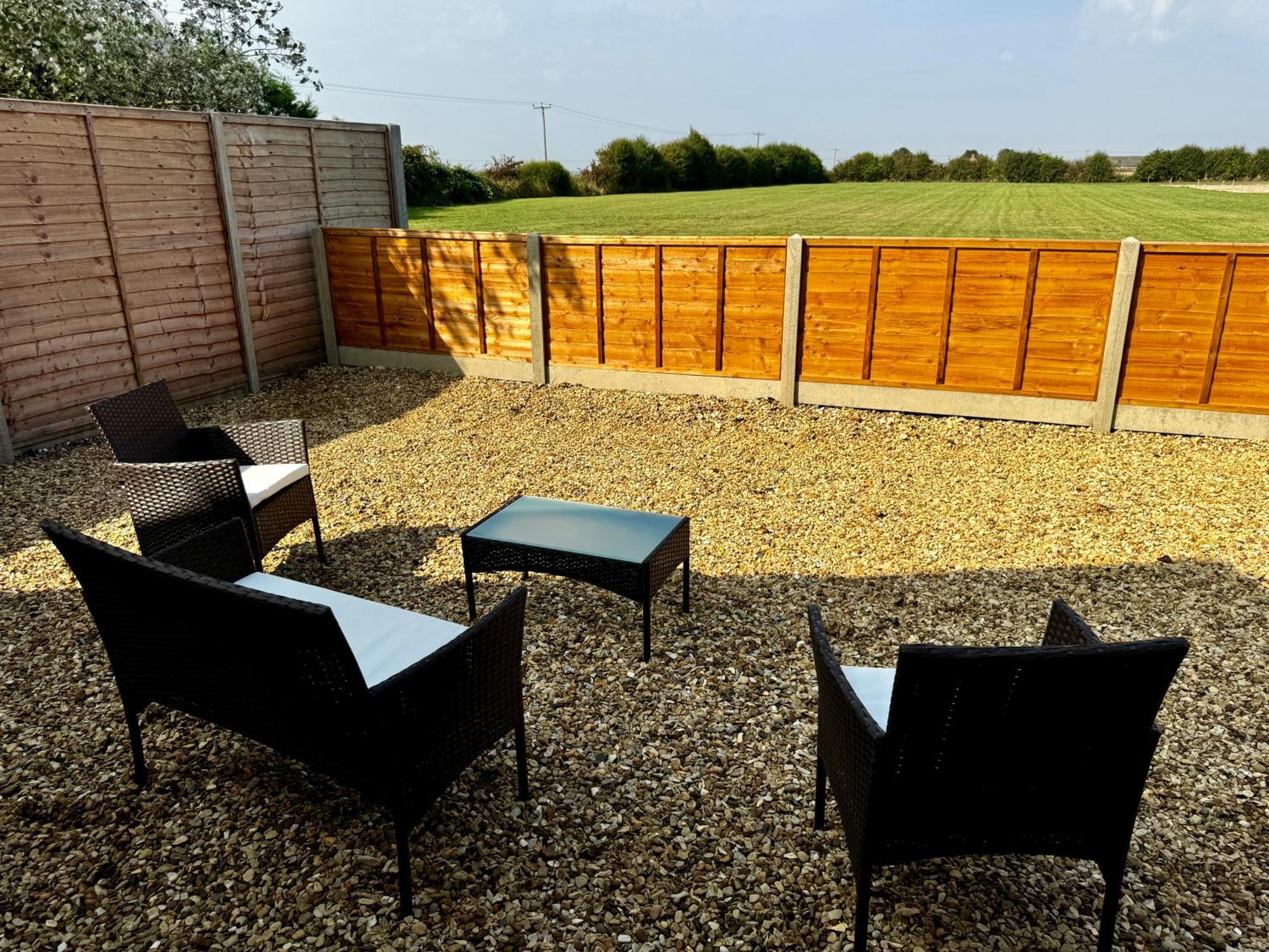 Luxury Isla Cottages, Bourne! Dog-Friendly, Countryside Views, Garden, Parking, 5Mins Pubs - Family Holiday ภายนอก รูปภาพ